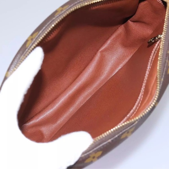 Authentic LV Jeune Fille Crossbody Monogram - Picture 8 of 15